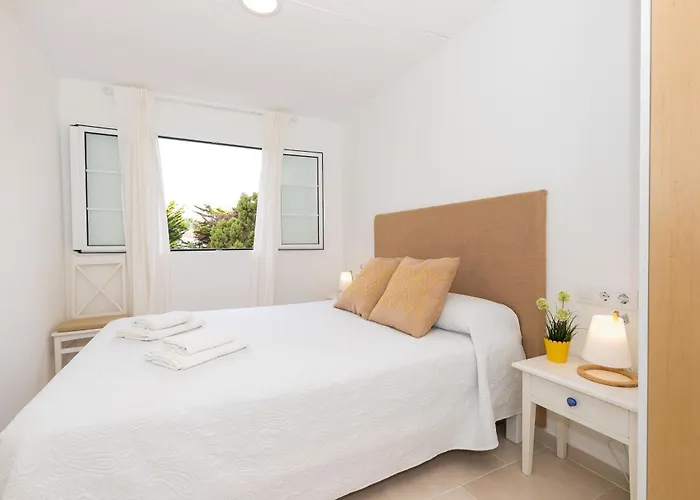 Moderno En Calan Bosch- C10